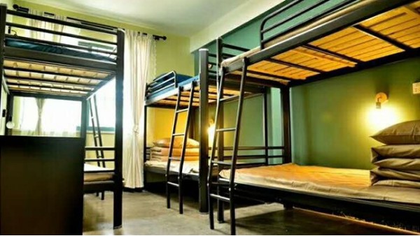 员工宿舍双层公寓床光彩家具更出色！